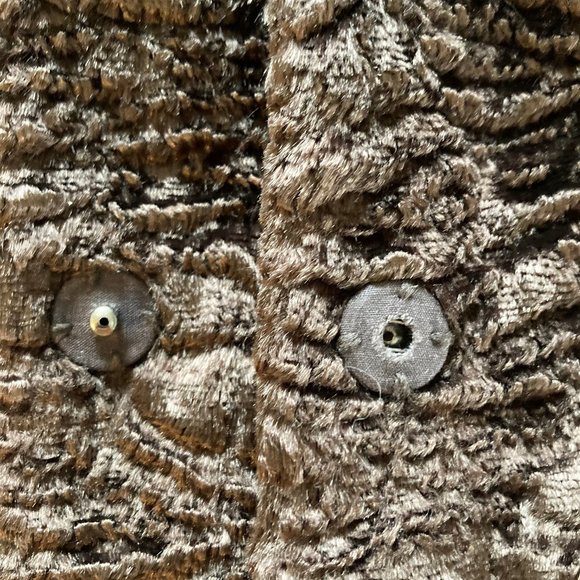 Kate Hill Women's Brown Velvet (Faux Curly Lamb Fur) Car-Length Coat, Size 4P - Picture 9 of 9